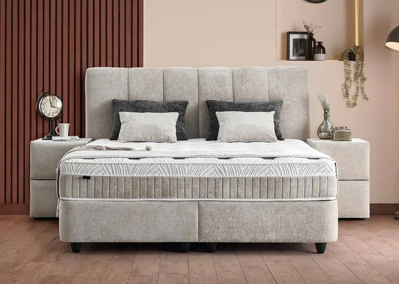 Casa Padrino Luxus Boxspringbett mit Kopfteil in Paneeloptik Beige 180 x 200 cm - Luxus Schlafzimmer Möbel