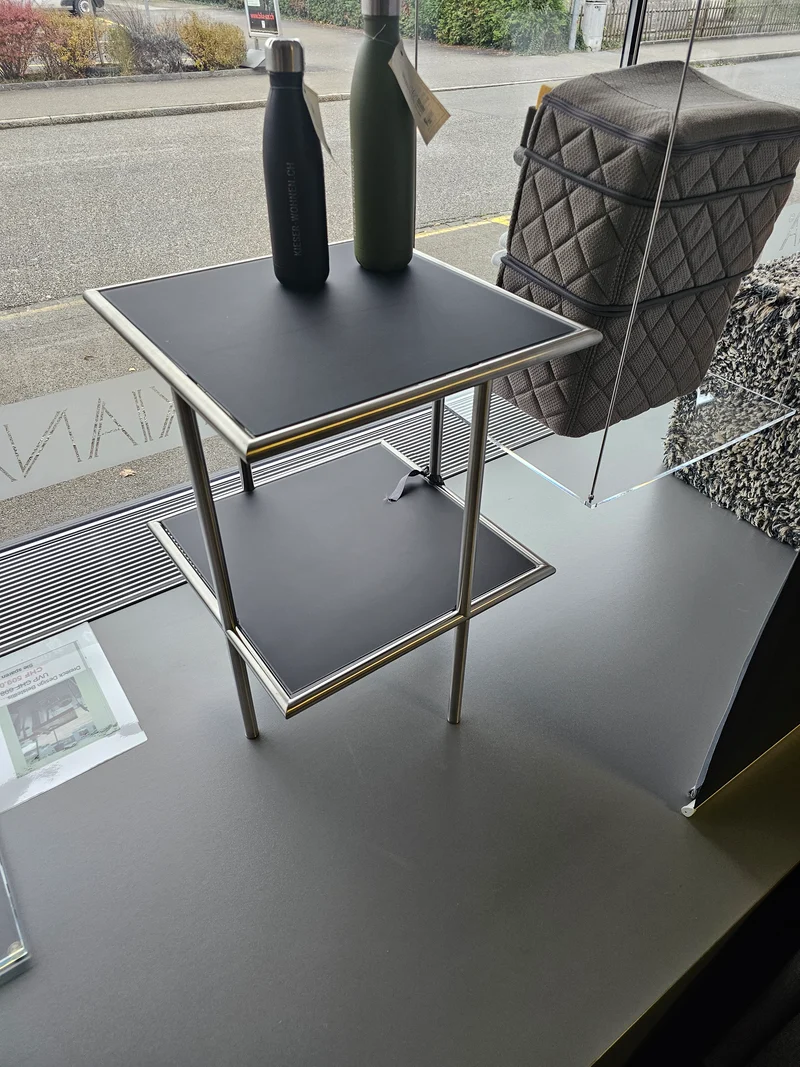 D-TEC U.F.O. 46 Beistell-Tisch ab Ausstellung