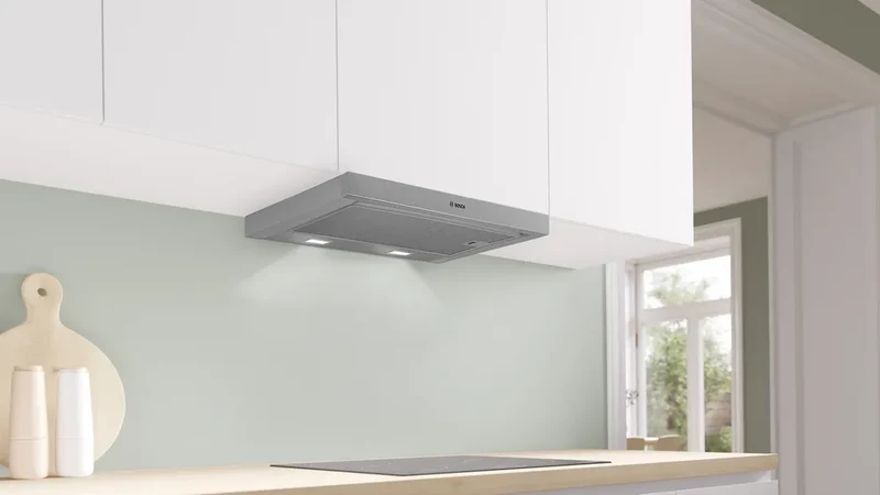 Bosch Dunstabzug DFL064A52 Flachschirm-Dunsthaube Serie 4 + DSZ4685 Griffleiste Edelstahl