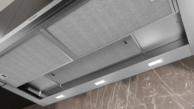 Siemens LI97RA561 iQ500 Flachschirm-Dunsthaube 90 cm Edelstahl + LZ49551 Edelstahl Anbaugriff