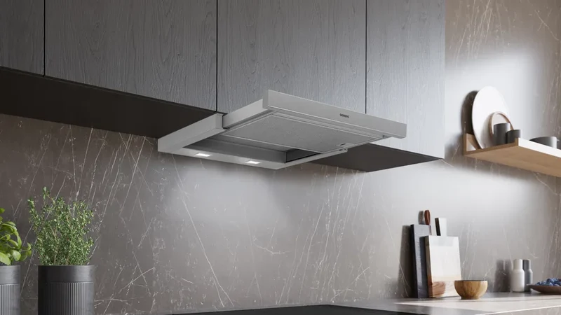 Siemens LI63LA526 iQ100 - Flachschirm-Dunsthaube - 60 cm - Silbermetallic + LZ46551 Edelstahl Griff