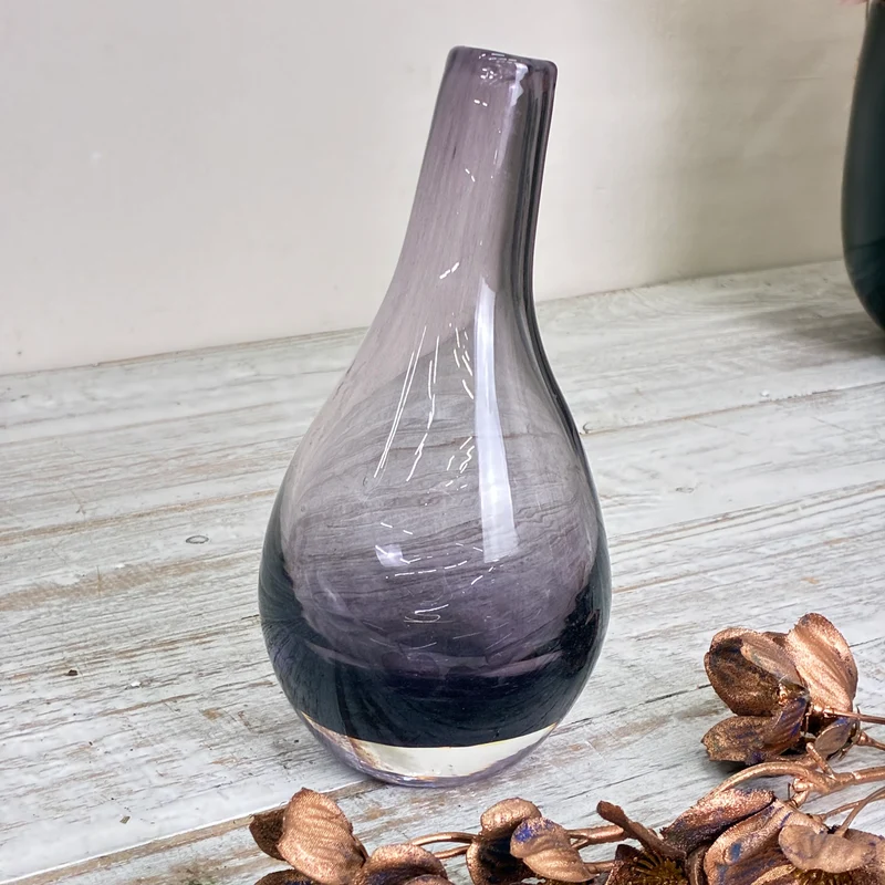 Glasvase Tropfenvase Flaschenform Rauchglas Violett Vase Gebraucht