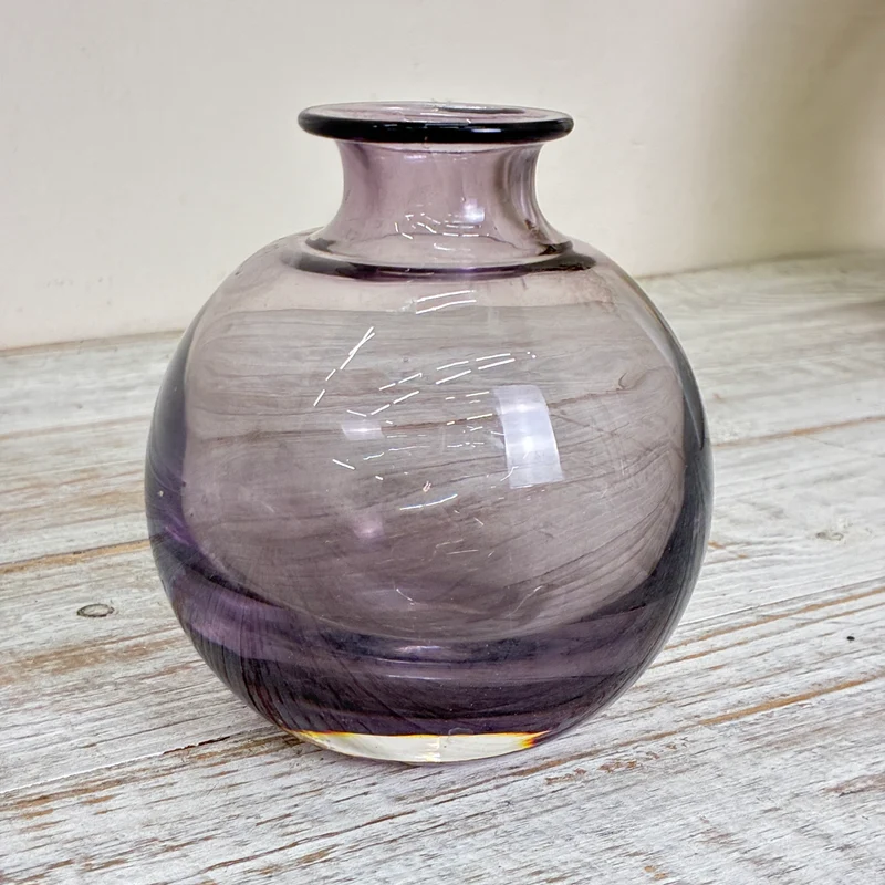 Kleine Glasvase Mini Kugelvase Rauchglas Lila Transparent Vase Gebraucht