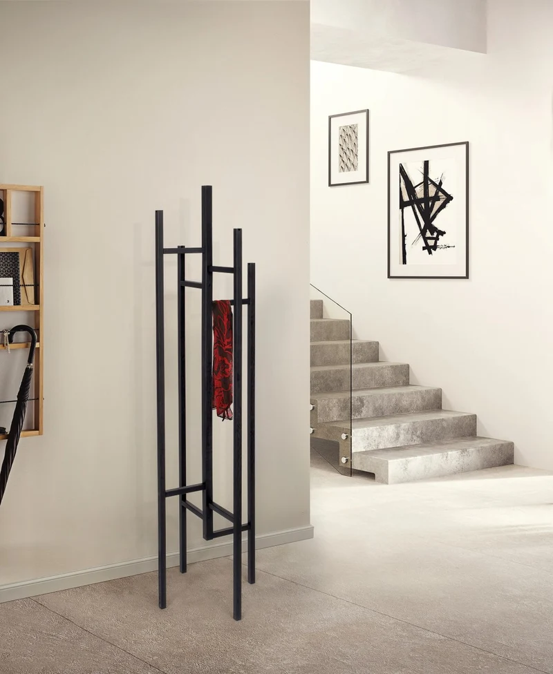 Garderobenständer EIGEN – Massivholz-Design von Leonhard Pfeifer