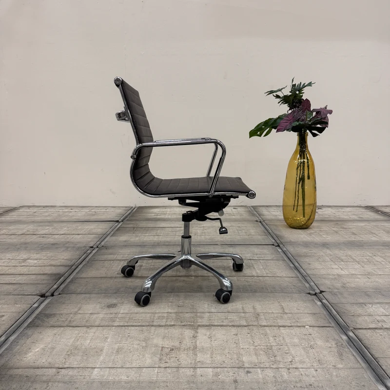 Design Bürostuhl Chefstuhl Aluminium Ribbed Leder Dunkelbraun Gebraucht