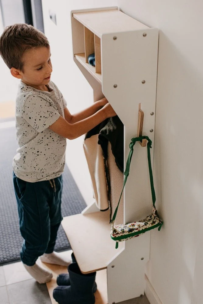Kindergarderobe mit Sitzbank für den Flur