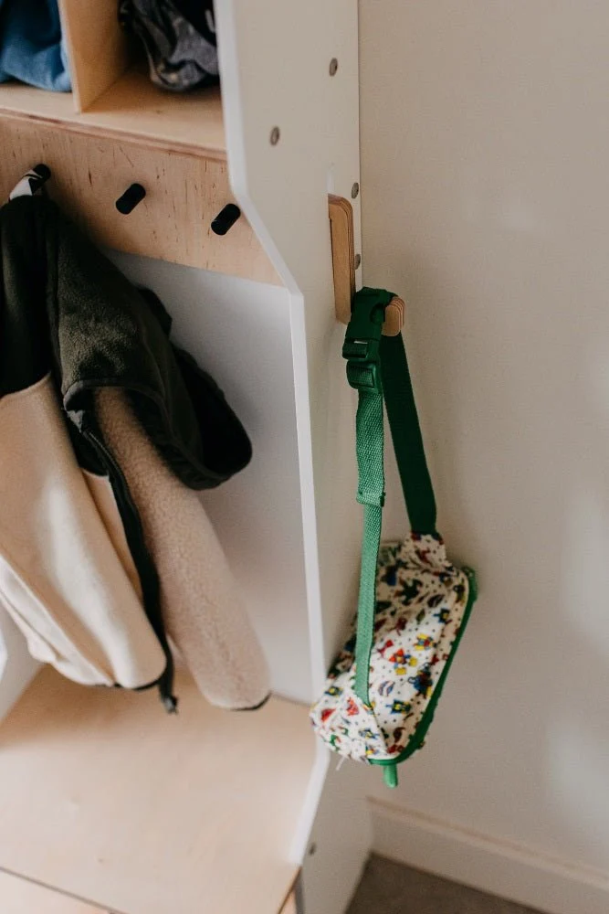 Kindergarderobe mit Sitzbank für den Flur