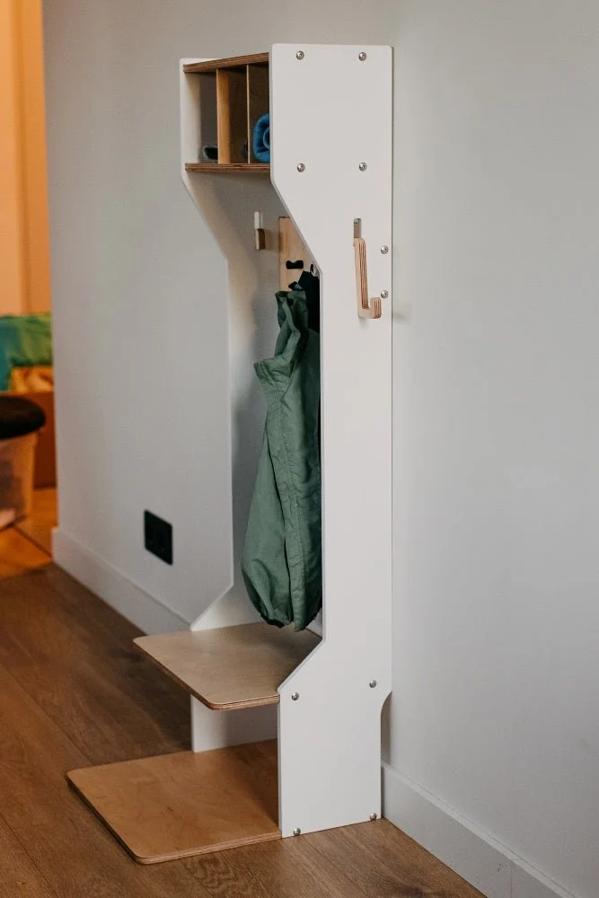 Kindergarderobe mit Sitzbank für den Flur