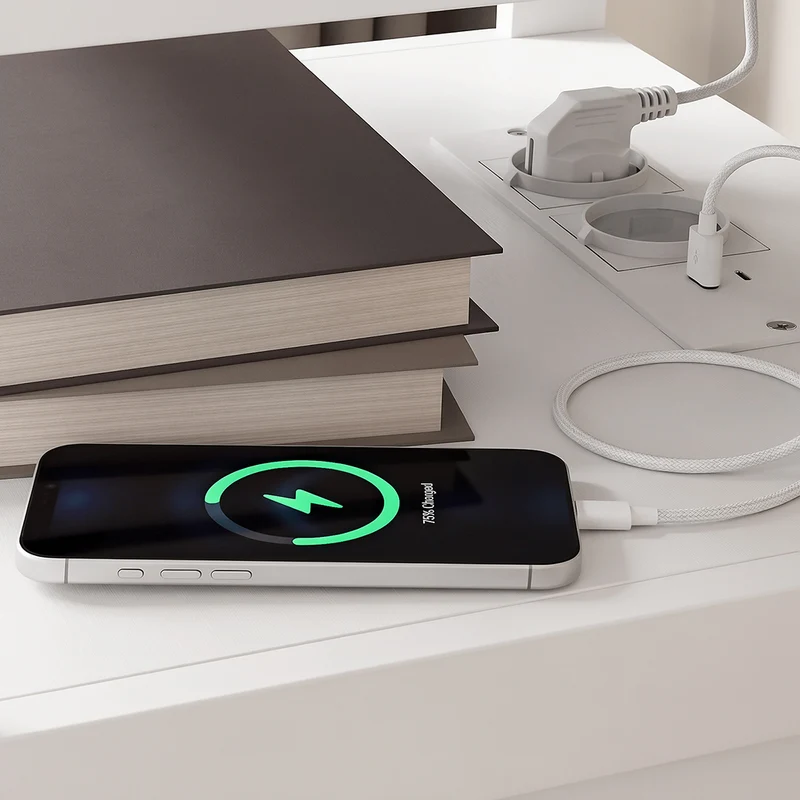 SoBuy FRG258-II-E-W Stolik nocny z 2 szufladami i gniazdkiem USB, biały, 45×38×55 cm