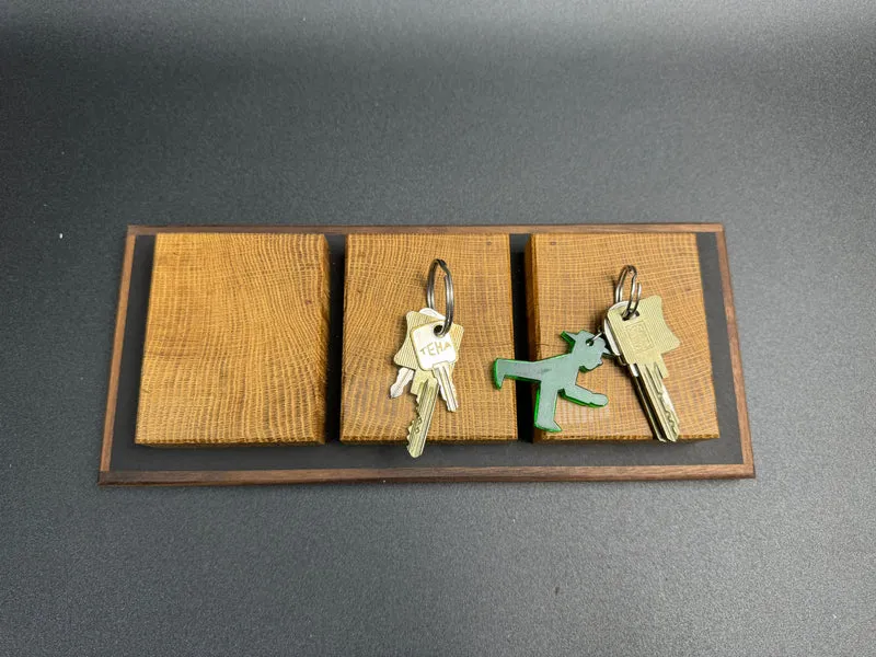 Messer oder Schlüsselleiste zur Wandbefestigung Nr. 132