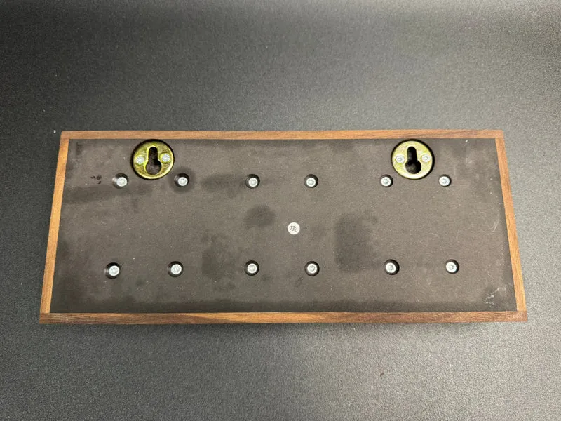 Messer oder Schlüsselleiste zur Wandbefestigung Nr. 132