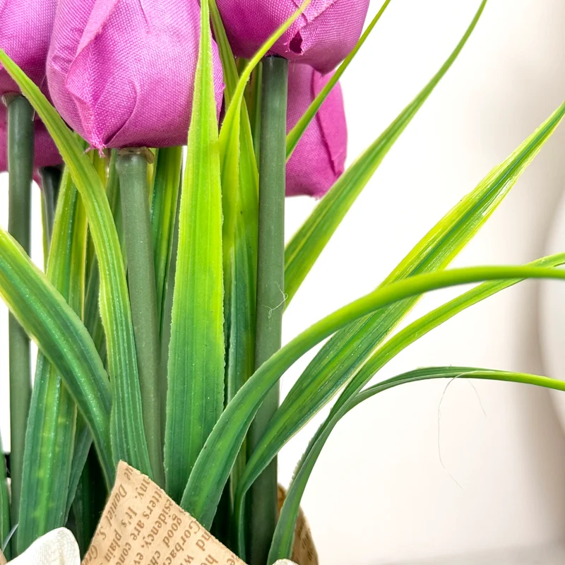 Kunstblumen Tulpen in Geschenkverpackung Deko Lila Frühling
