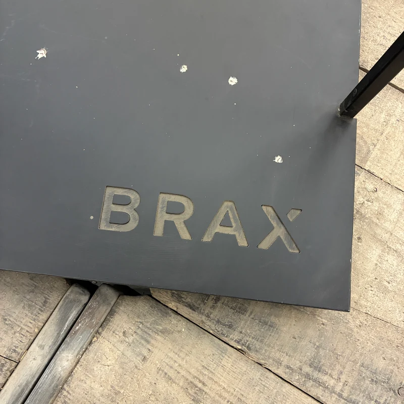 Brax Kleiderständer Schwarz 135x141 Metall Ladenbau Garderobenständer Gebraucht