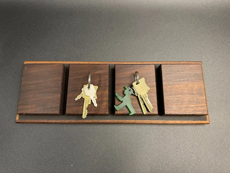 Messer oder Schlüsselleiste zur Wandbefestigung Nr. 123