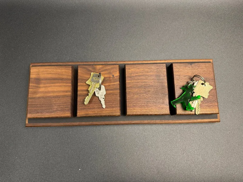 Messer oder Schlüsselleiste zur Wandbefestigung Nr. 121