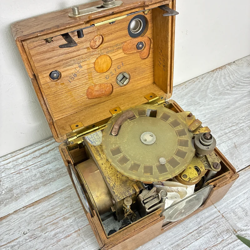 Antike Taubenuhr Holzkasten Mechanisch Brieftaubenuhr Dekoration Sammlerstück