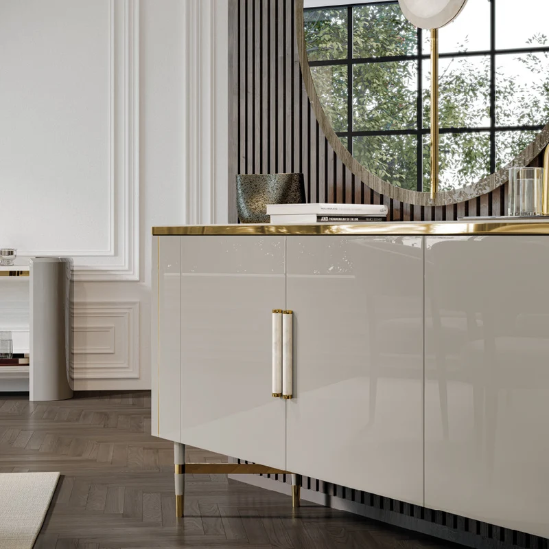 Evanyrouse Collins Sideboard