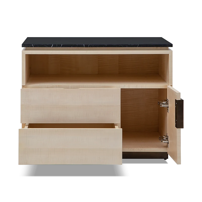 Christopher Guy Nachttisch 84-0060