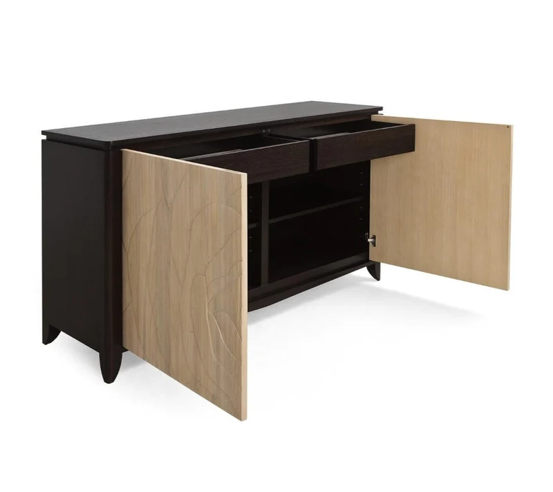 Christopher Guy handgeschnitztes Sideboard 85-0048 von Instylior