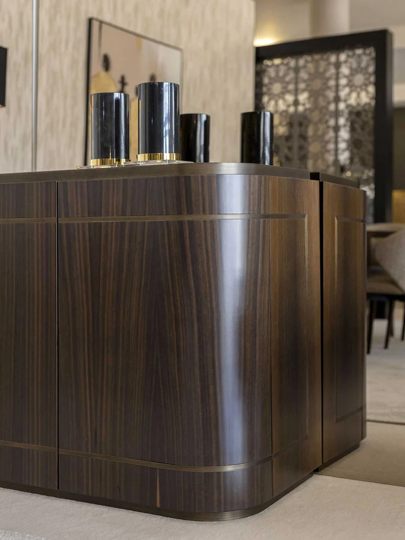 Stylish Club Elea Sideboard