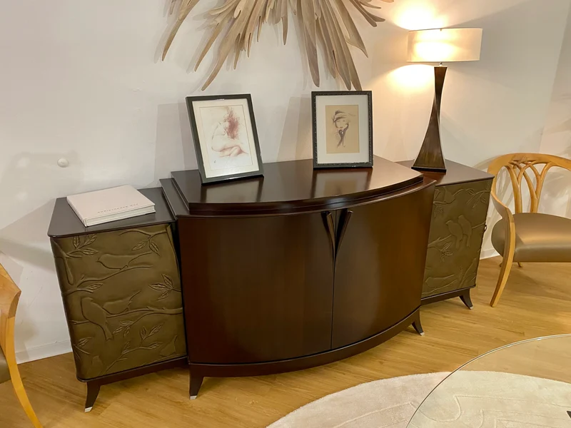 Christopher Guy elegantes Sideboard 85-0034 von Instylior