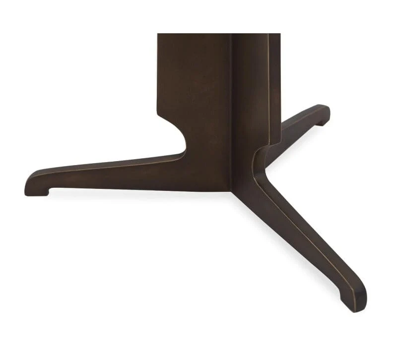 Christopher Guy handgearbeiteter Beistelltisch 76-0319 von Instylior