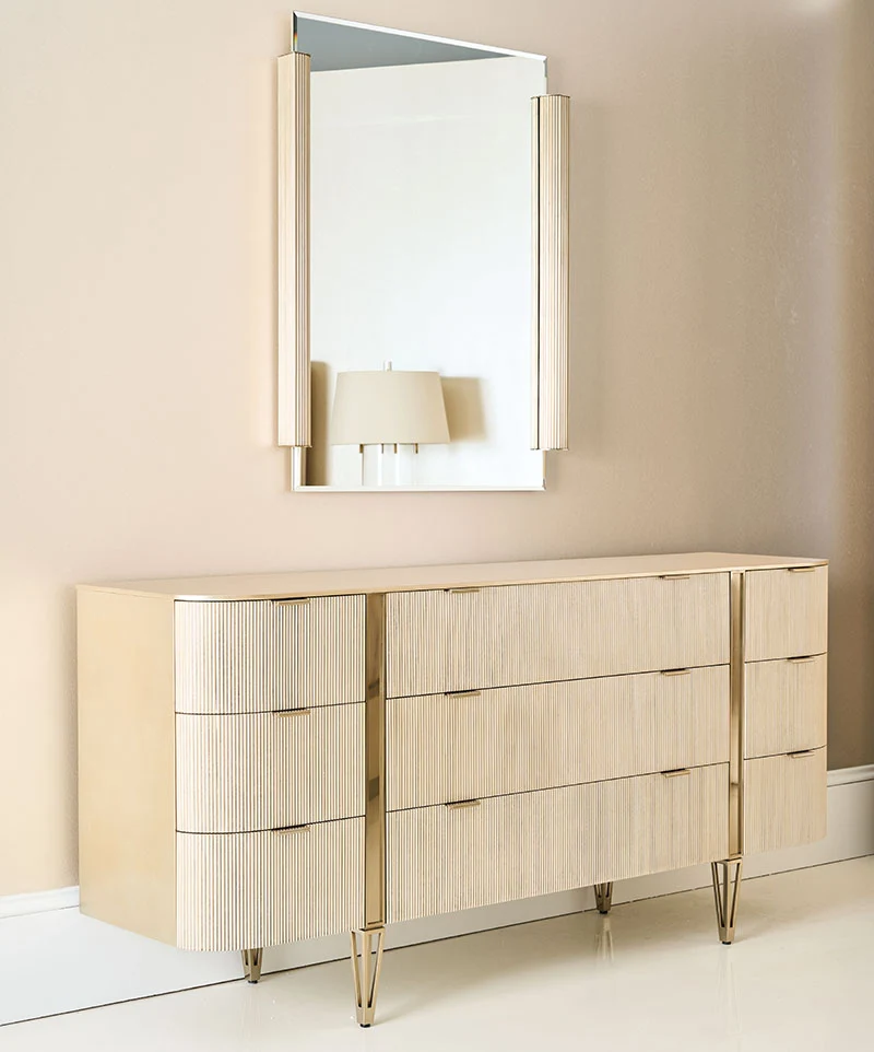 Caracole Love At First Sight 78 Kommode CLA-424-033 von instylior