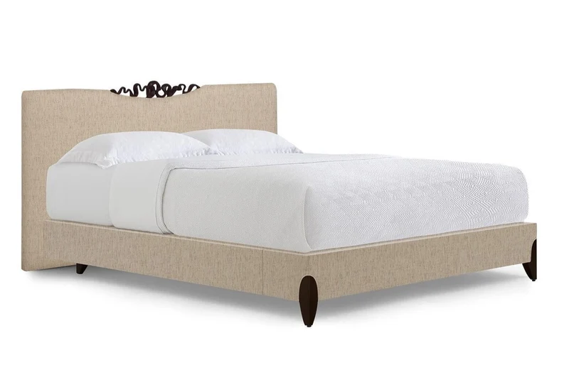 Christopher Guy handgearbeitetes Bett 20-0644 von Instylior
