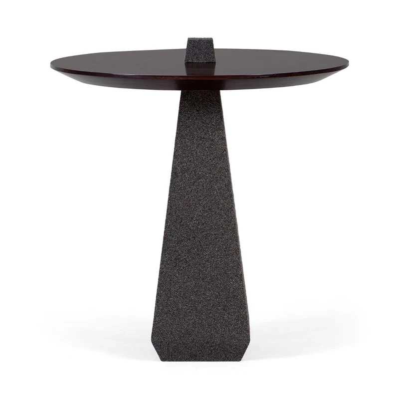 Christopher Guy handgearbeiteter Beistelltisch 76-0571 von Instylior