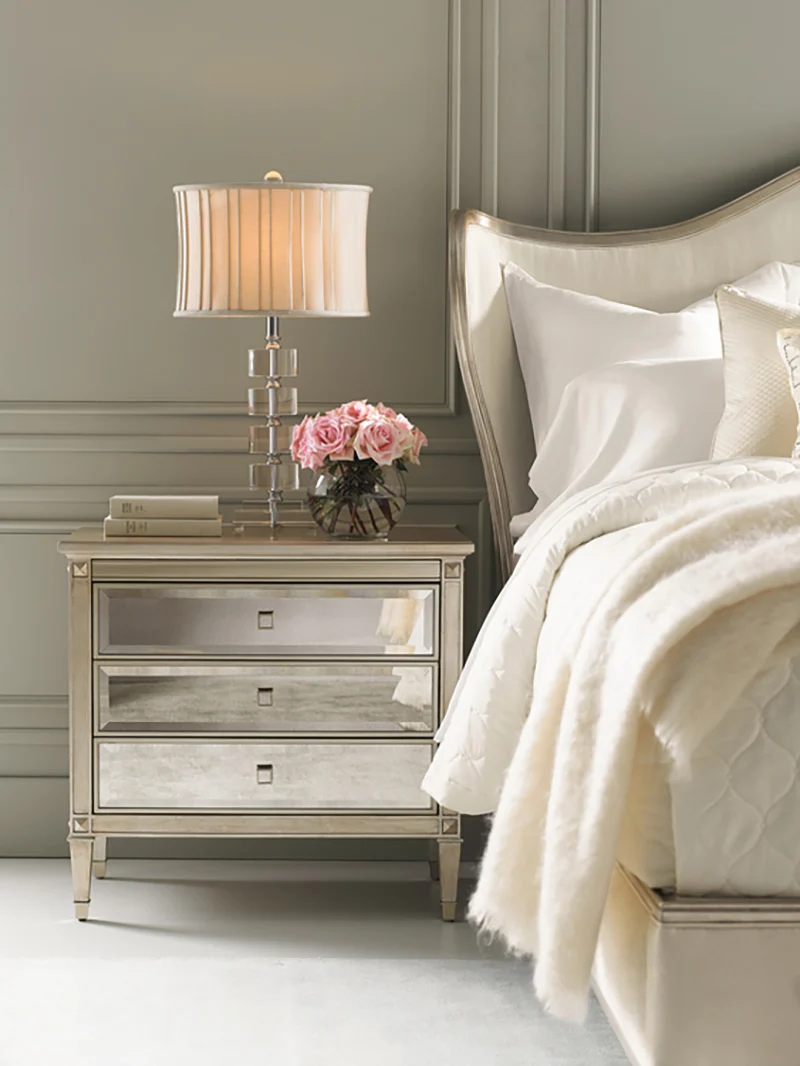 Caracole A Classic Beauty Nachttisch CLA-016-064 von instylior
