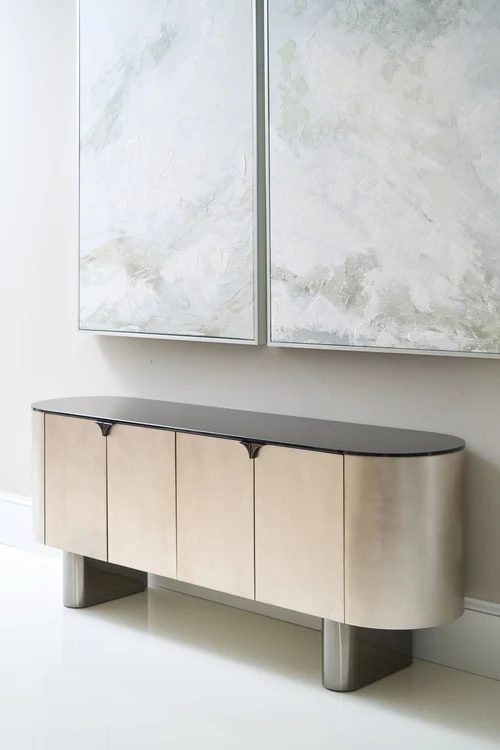 Caracole Gustav Media Sideboard CLA-424-531 von instylior