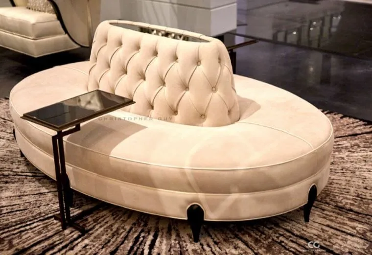 Christopher Guy eleganter Beistelltisch 76-0225 von Instylior