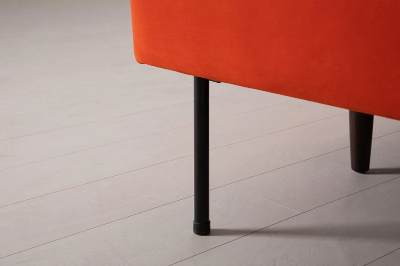 Model 04 Dreisitzer-Schlafsofa, Paprikarot