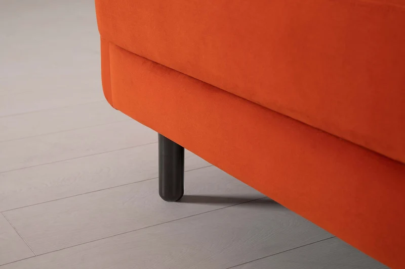Model 04 Dreisitzer-Schlafsofa, Paprikarot