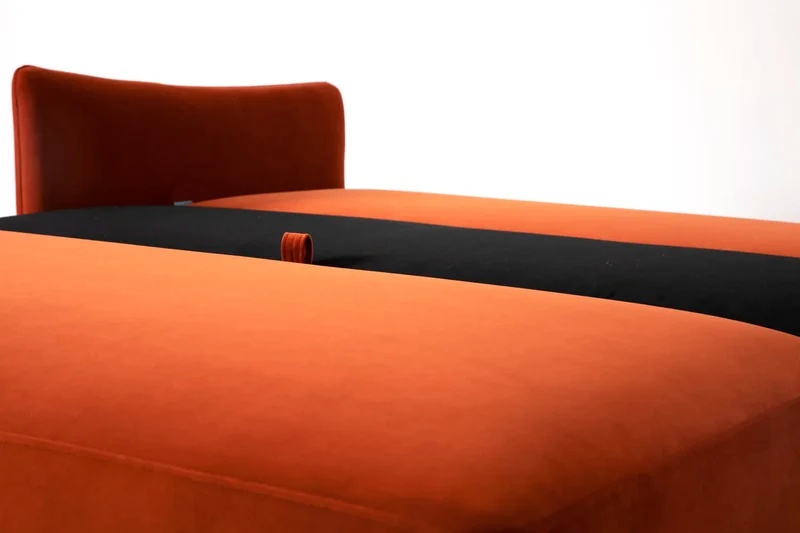 Model 08 Zweisitzer-Schlafsofa , Paprikarot