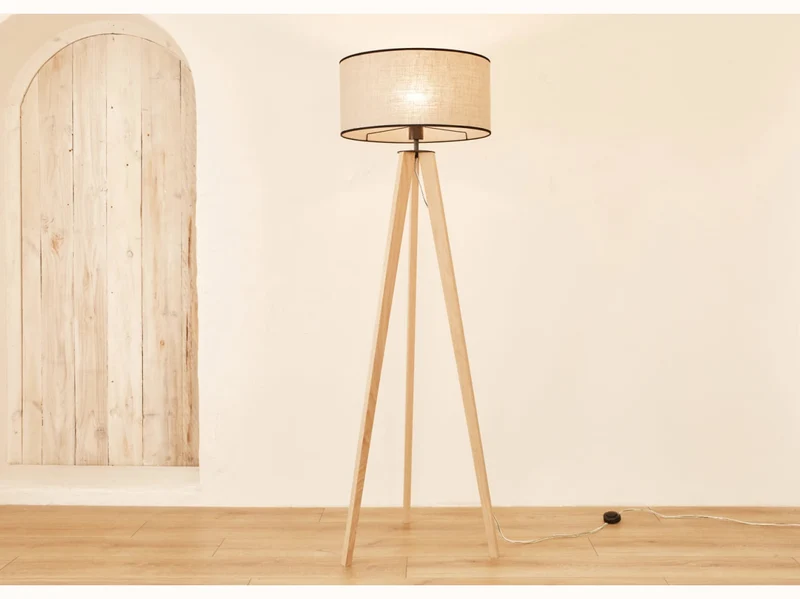 Lampadaire trépied en bois NYA