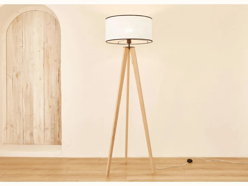 Lampadaire trépied en bois NYA