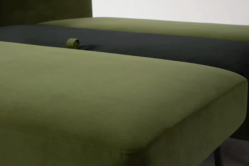 Model 08 Zweisitzer-Schlafsofa , Laubgrün