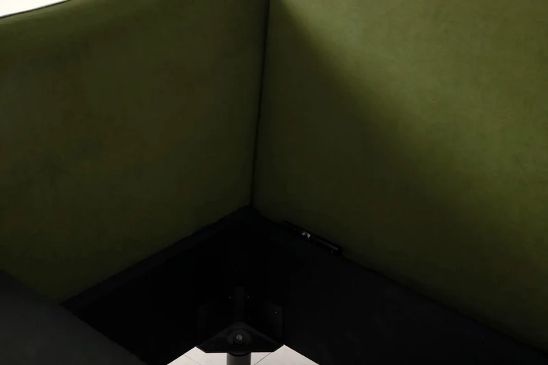 Model 08 Zweisitzer-Schlafsofa , Laubgrün