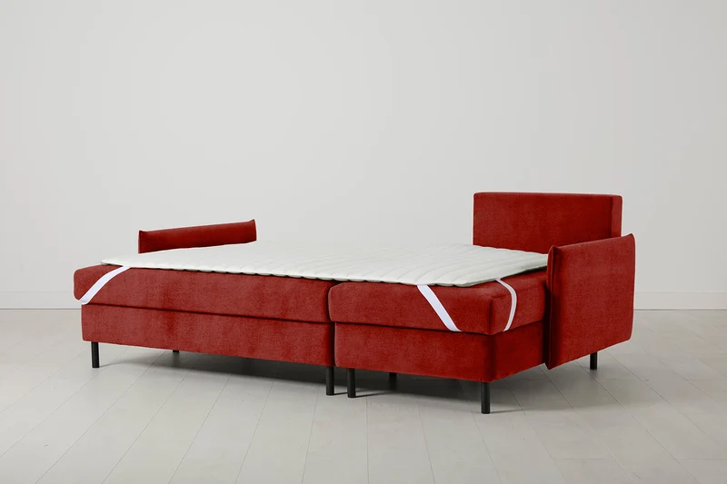 Model 12 Dreisitzer-Schlafsofa mit Chaiselongue rechts, Harissarot