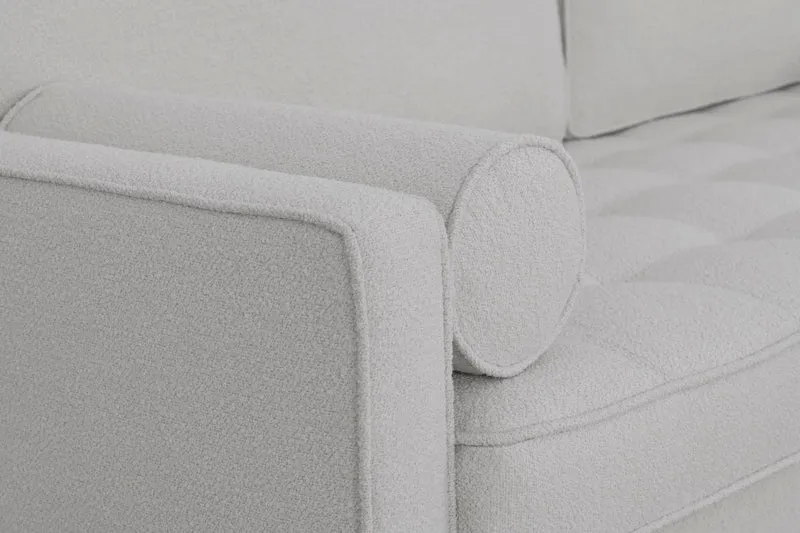 Model 02 Dreisitzer-Schlafsofa , Elfenbeinfarbe