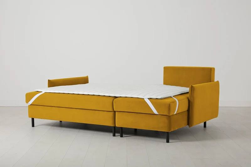 Model 12 Dreisitzer-Schlafsofa mit Chaiselongue rechts, Senfgelb