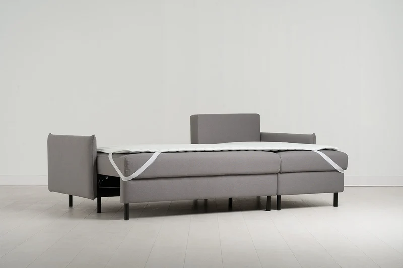 Model 12 Dreisitzer-Schlafsofa mit Chaiselongue rechts, Risso