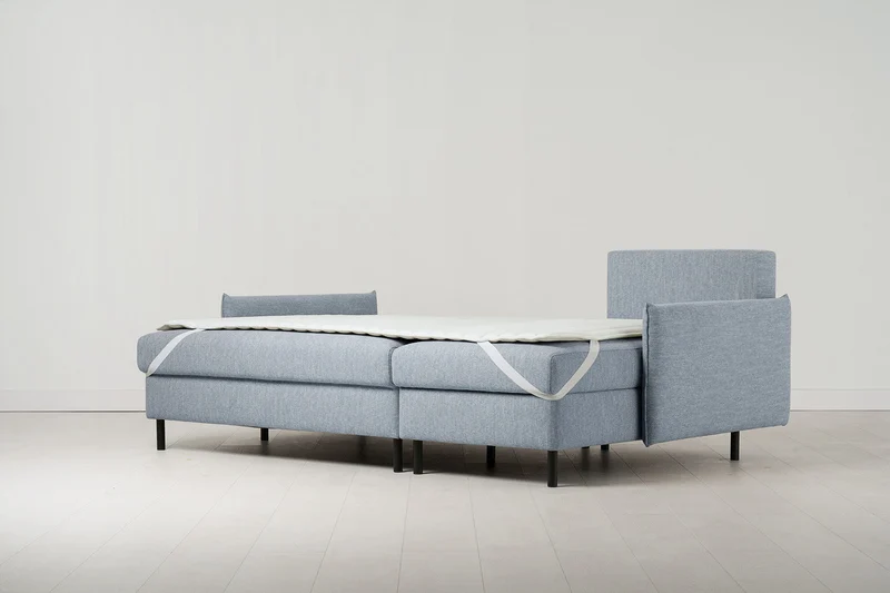 Model 12 Dreisitzer-Schlafsofa mit Chaiselongue rechts, Meerglasblau