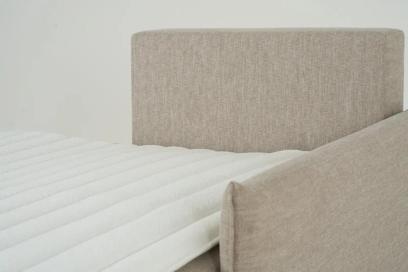 Model 12 Dreisitzer-Schlafsofa mit Chaiselongue rechts, Steingrau