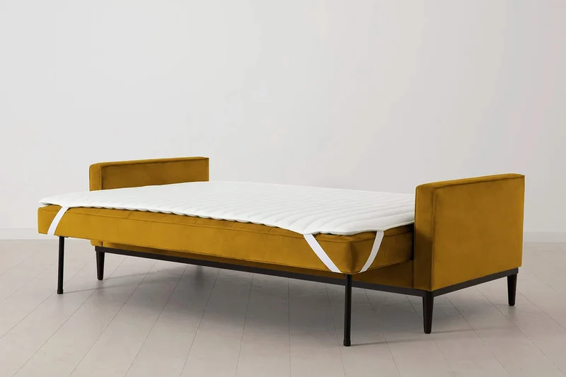 Model 02 Dreisitzer-Schlafsofa , Senfgelb