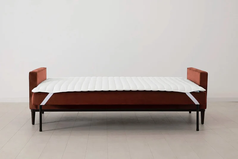 Model 02 Dreisitzer-Schlafsofa , Ziegelrot