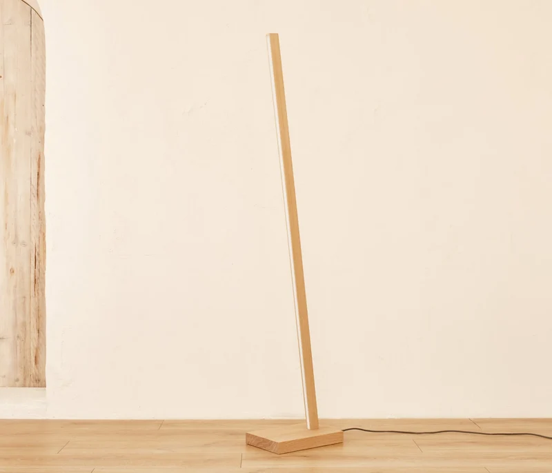 Lampadaire Led en bois NYNE