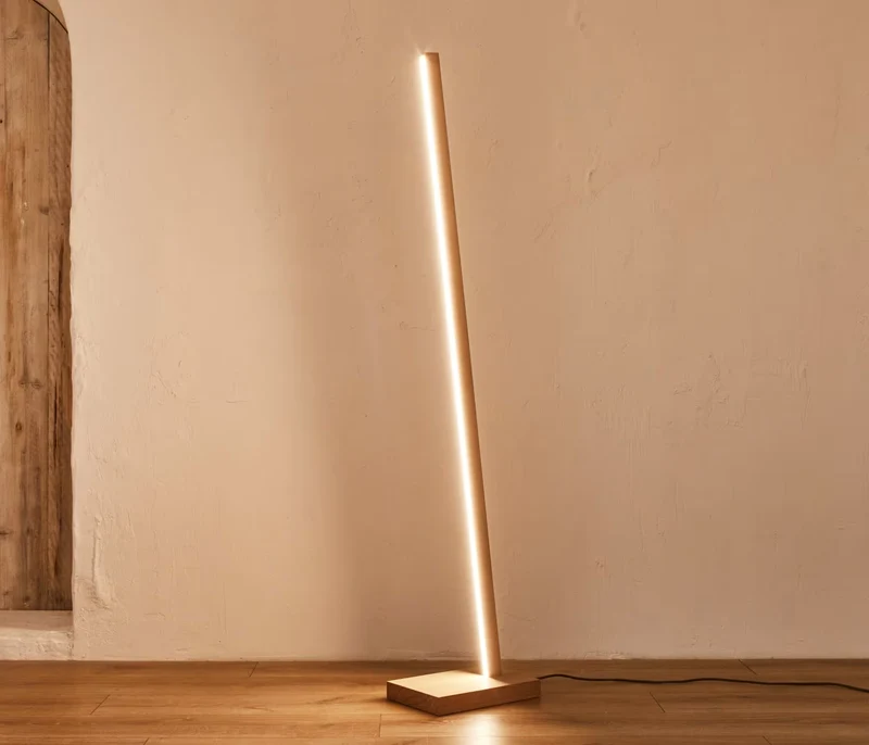 Lampadaire Led en bois NYNE