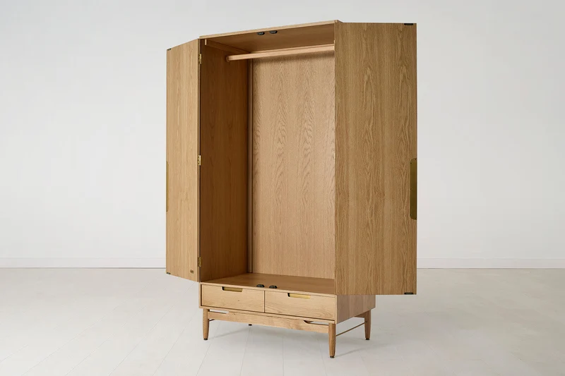Kleiderschrank 01, Eiche